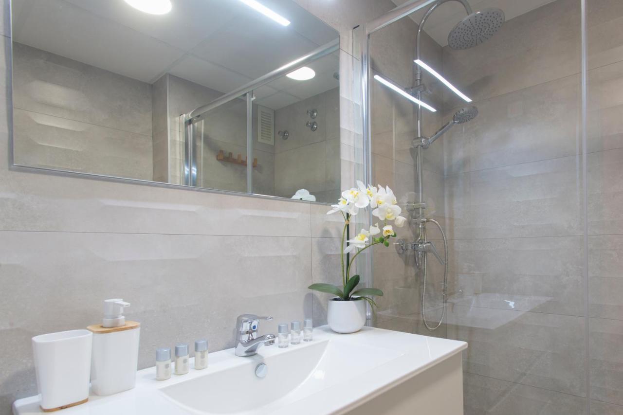 Apartamento Santuario De La Victoria Málaga Exterior foto